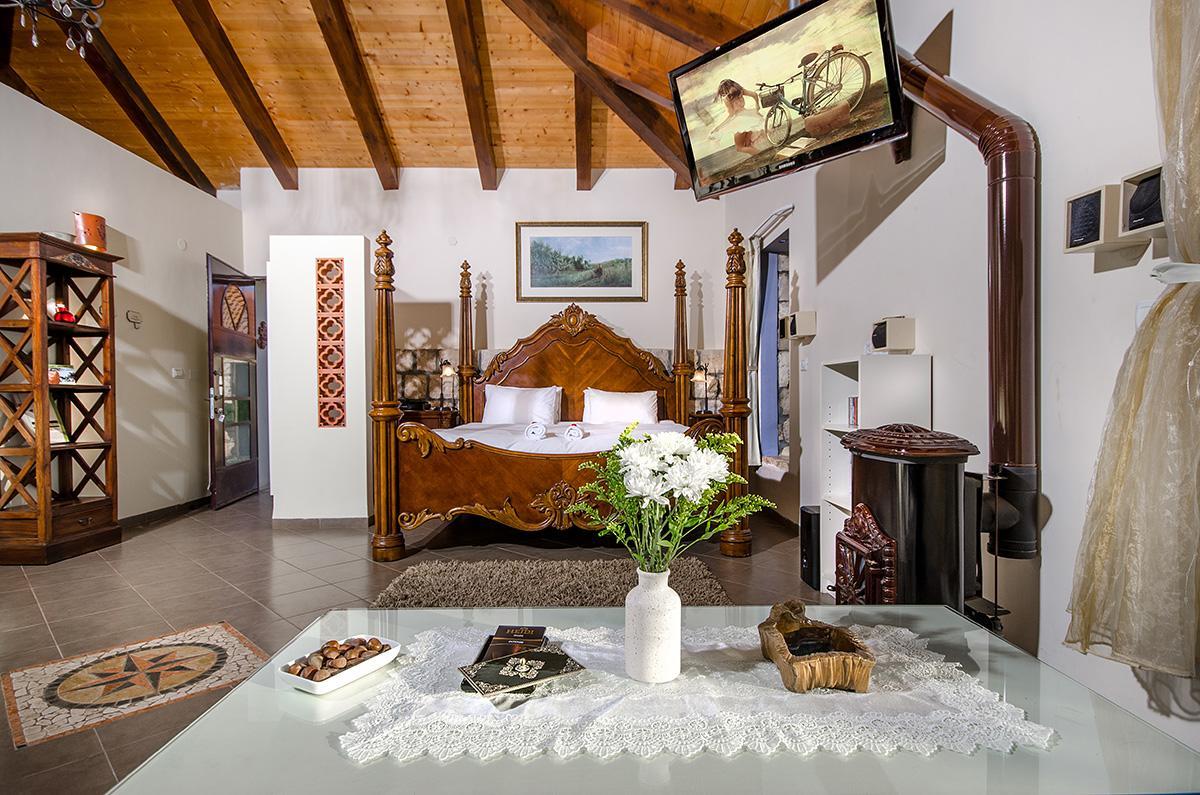 The Sound Of The Flute Bed and Breakfast Amirim Exteriör bild