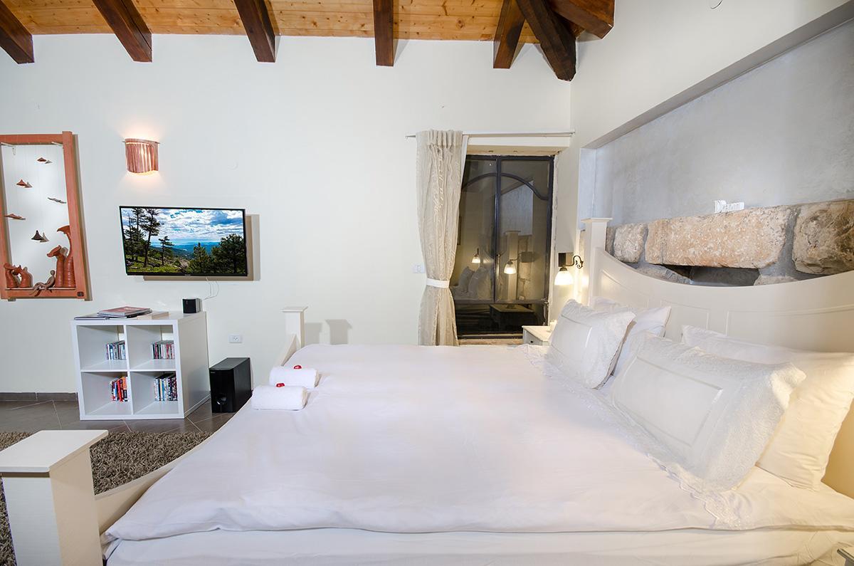 The Sound Of The Flute Bed and Breakfast Amirim Exteriör bild